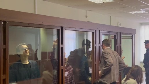 Санкт-Петербургский городской суд вынес приговор шестерым фигурантам дела запрещённого в России экстремистского движения «Весна» (признано иностранным агентом)