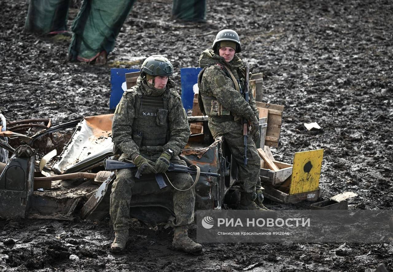 Боевое слаживание штурмовых подразделений группировки войск «Центр» на Днепропетровском направлении Боевое слаживание штурмовых подразделений группировки войск «Центр» на Днепропетровском направлении