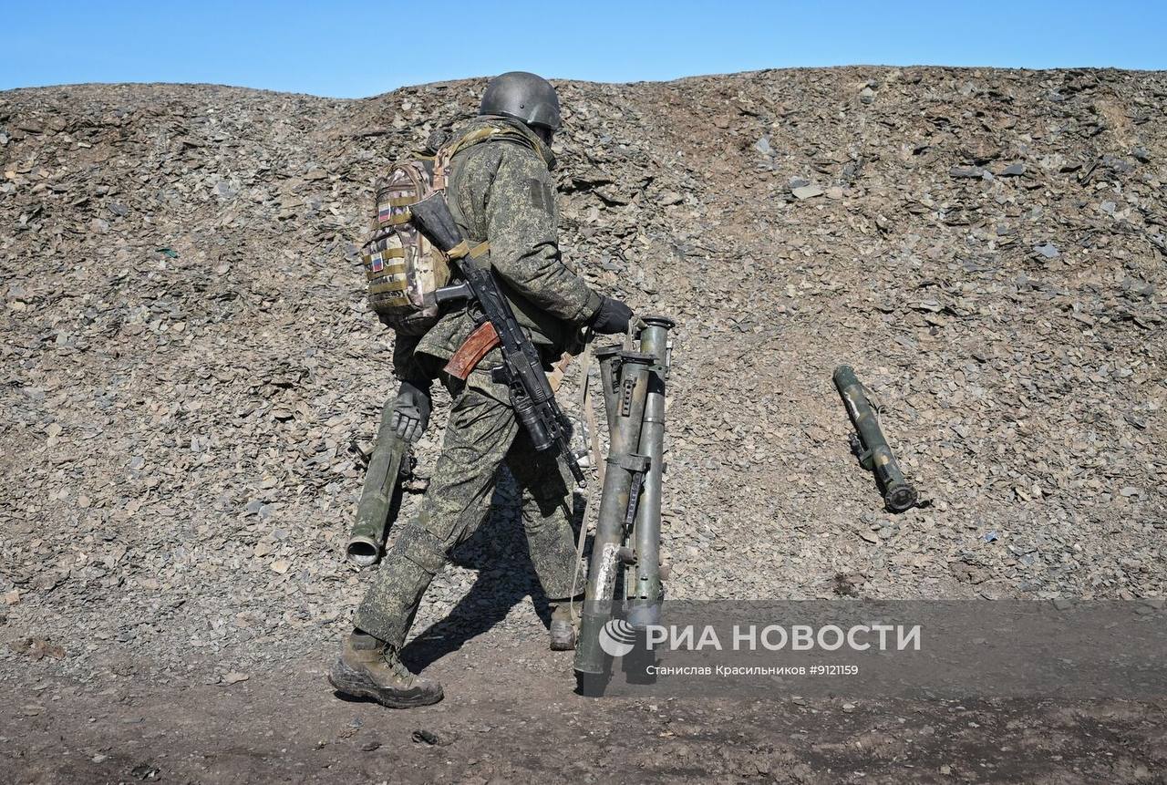 Боевое слаживание штурмовых подразделений группировки войск «Центр» на Днепропетровском направлении Боевое слаживание штурмовых подразделений группировки войск «Центр» на Днепропетровском направлении