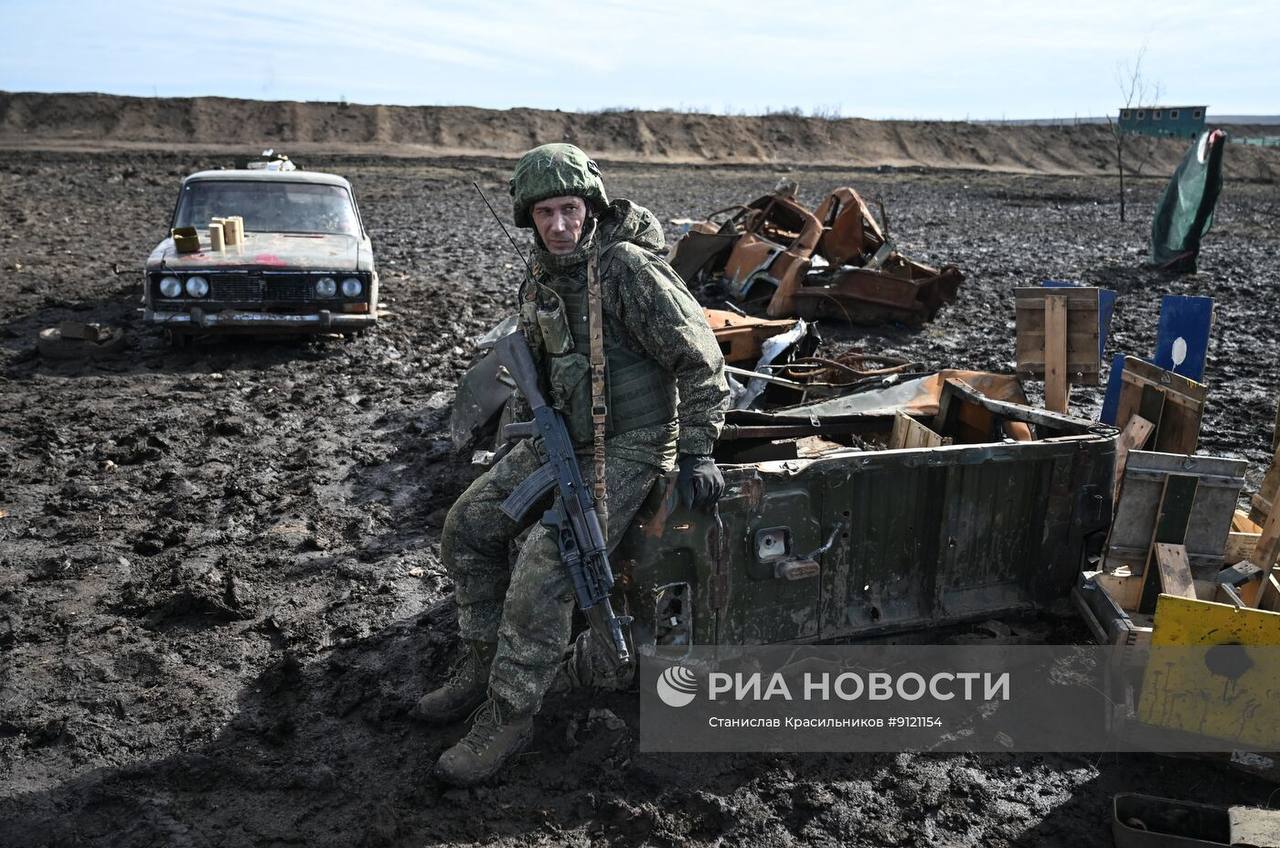 Боевое слаживание штурмовых подразделений группировки войск «Центр» на Днепропетровском направлении Боевое слаживание штурмовых подразделений группировки войск «Центр» на Днепропетровском направлении