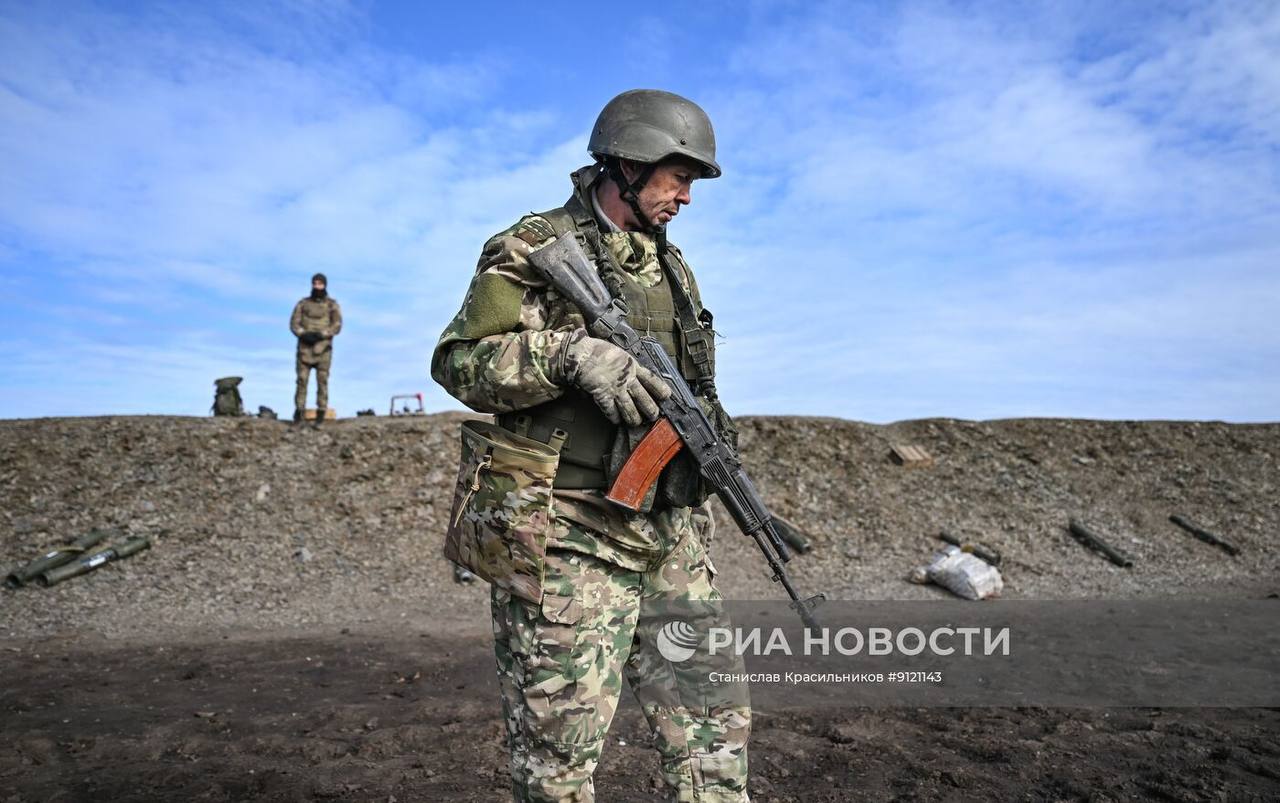 Боевое слаживание штурмовых подразделений группировки войск «Центр» на Днепропетровском направлении Боевое слаживание штурмовых подразделений группировки войск «Центр» на Днепропетровском направлении