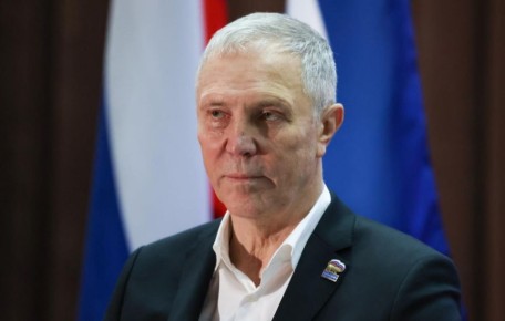 ���������� ��������� ������ ���� �� ������ � ������������ ������������ ������