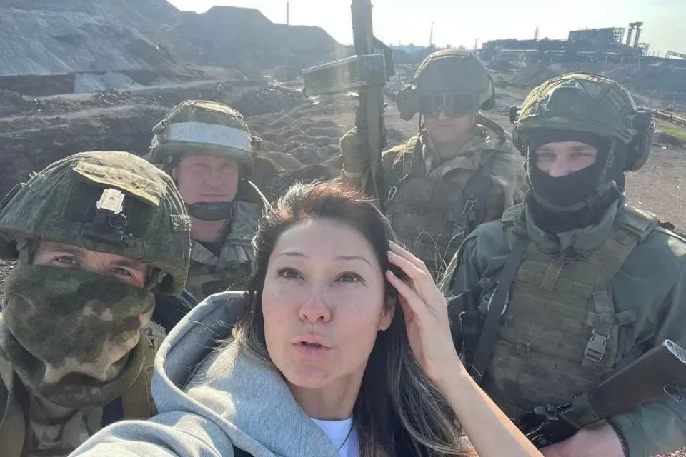Марина Ким: С Днём радио!. В этот день я всегда с особым трепетом вспоминаю начало своего пути Марина Ким: С Днём радио!. В этот день я всегда с особым трепетом вспоминаю начало своего пути