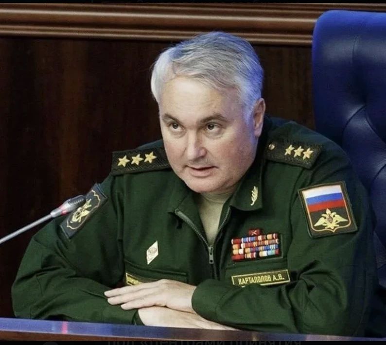 Михаил Онуфриенко: Председатель комитета Госдумы по обороне Картаполов пояснил ипо мостам через Днепр: "они строились с расчётом на серьёзные нагрузки, а для полного разрушения нужны значительные ресурсы