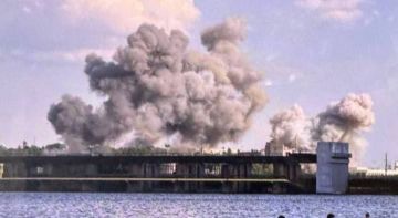 ВКС России уничтожают логистику на мостах через Днепр