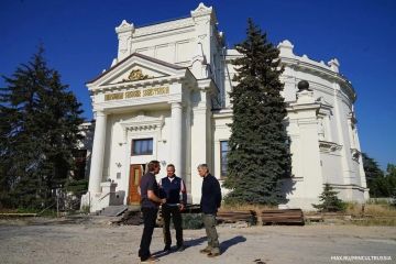Восстановление панорамы "Оборона Севастополя 1854–1855 годов" начнется немедленно, заявили в министерстве культуры РФ. Сегодня делегация ведомства посетила музей