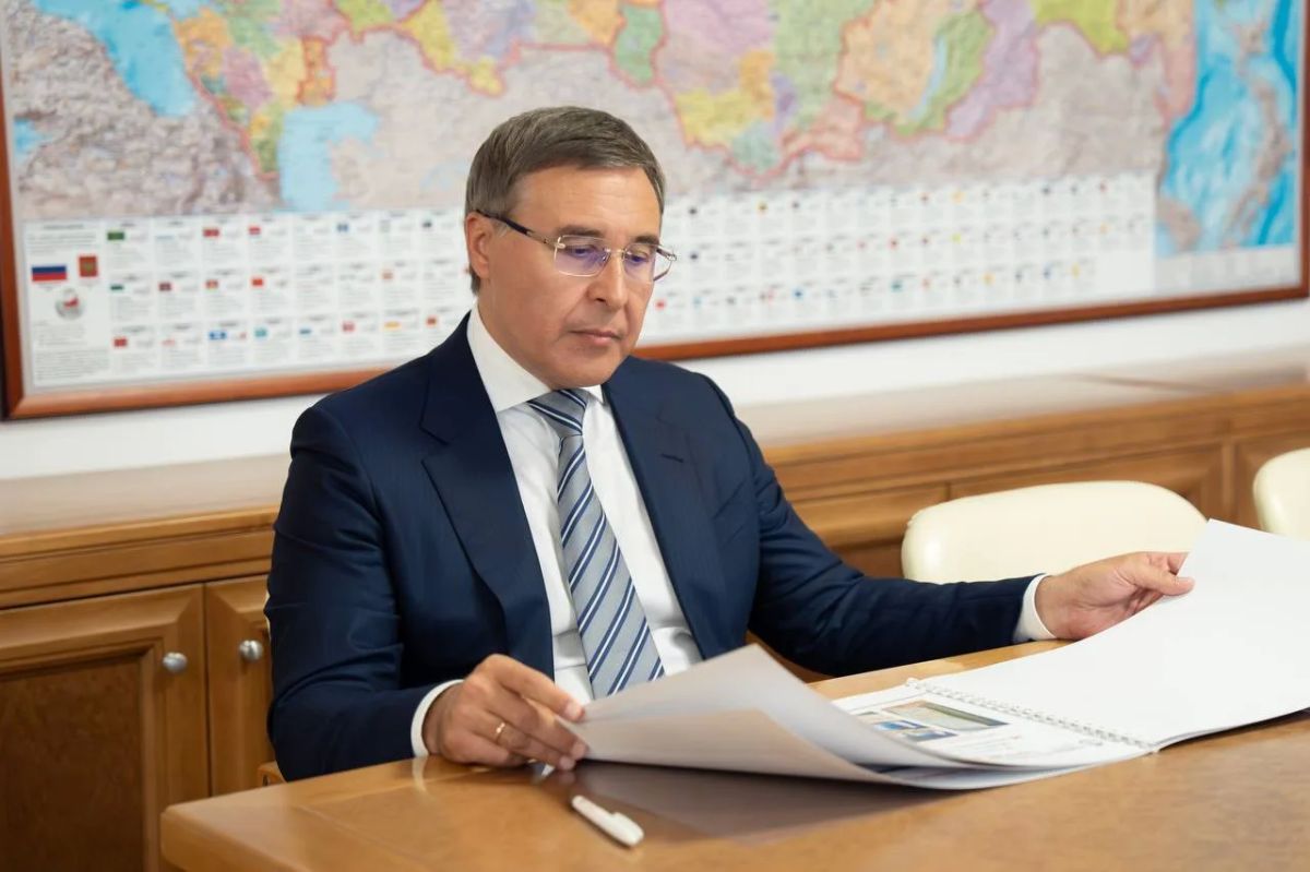 Валерий Фальков провел рабочую встречу с губернатором Тульской области Дмитрием Миляевым Валерий Фальков провел рабочую встречу с губернатором Тульской области Дмитрием Миляевым