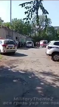 В Каменском мужчина взорвал гранату во время проверки документов людоловами ТЦК: ранены трое