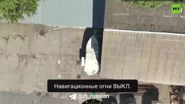 Сергей Лебедев: Херсон: лодки ВСУ на берегу Днепра стали целью для FPV-дронов