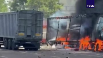 Наши геранифицировали стоянку грузовиков в Днепропетровской области