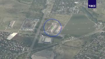 ВС РФ поразили сортировочный комплекс "Новой почты" в районе Подгорного Днепропетровской области, сообщает МО РФ