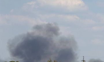 Паблики Днепропетровска сообщают о взрыве и столбе дыма на севере города