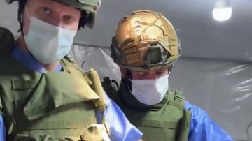Военные медики извлекли взрывоопасный предмет из левой руки раненого военнослужащего