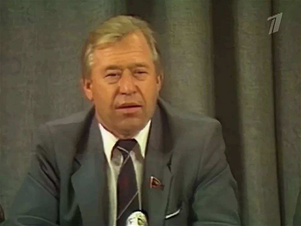 Андрей Медведев: ГКЧП и Брестский мир.. Сегодня, в 35 годовщину попытки государственного переворота поговорим о символизме исторических параллелей Андрей Медведев: ГКЧП и Брестский мир.. Сегодня, в 35 годовщину попытки государственного переворота поговорим о символизме исторических параллелей