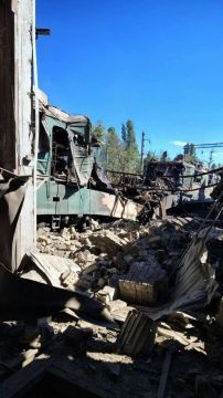 WarGonzo: Русская армия ударами «Гераней» сожгла два локомотива ВСУ