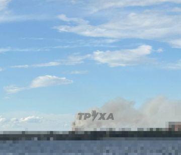 Днепропетровск сейчас. После прилёта крылатых ракет Бандероль возник пожар