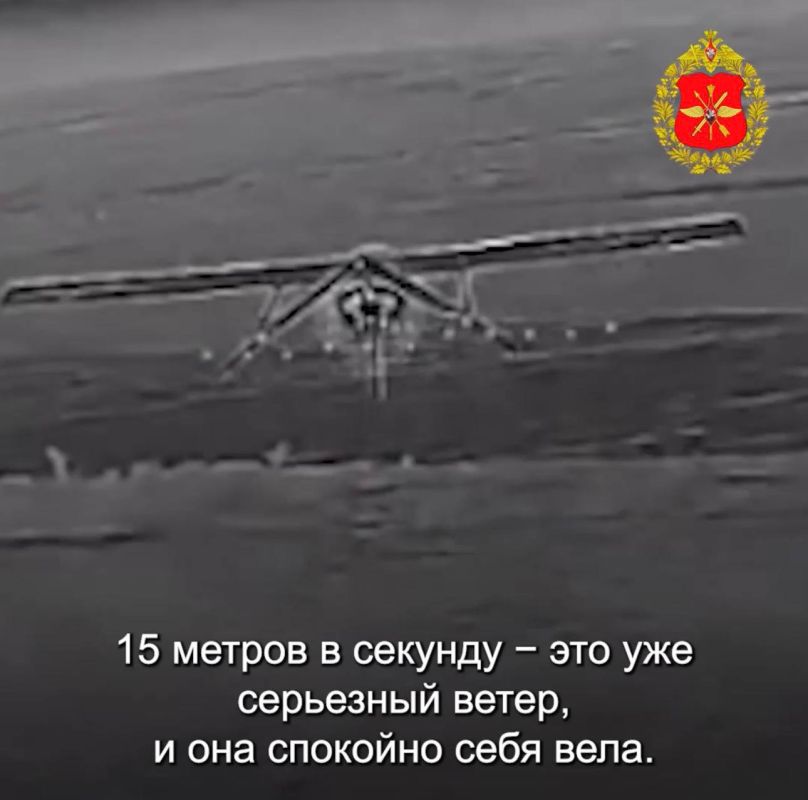 Кадры применения дрона-перехватчика «Ф-1» с боевой частью одним из зенитных подразделений ГВ «Центр» на Днепропетровском направлении Кадры применения дрона-перехватчика «Ф-1» с боевой частью одним из зенитных подразделений ГВ «Центр» на Днепропетровском направлении